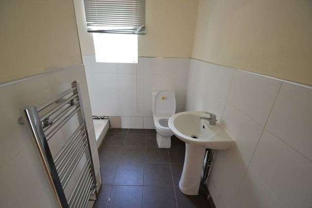  Image of Property to rent in Regent Street Eccles Manchester M30 at Regent Street Eccles Manchester, M30 0BP
