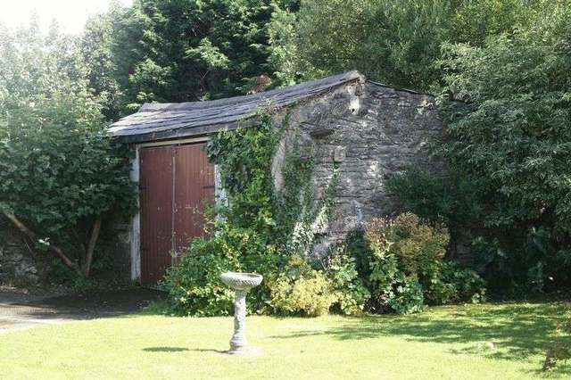  Image of 4 bedroom Semi-Detached house for sale in Rhedyw Road Llanllyfni Caernarfon LL54 at Rhedyw Road  Caernarfon, LL54 6SG