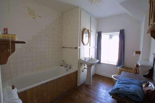  Image of 4 bedroom Semi-Detached house for sale in Rhedyw Road Llanllyfni Caernarfon LL54 at Rhedyw Road  Caernarfon, LL54 6SG