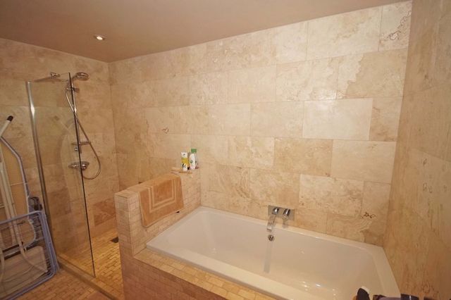  Image of 5 bedroom Detached house for sale in Ridge Way High Wycombe HP13 at Ridge Way  High Wycombe, HP13 5BE
