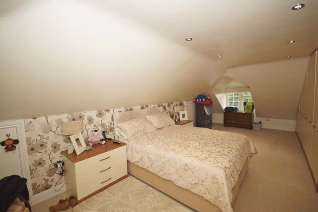  Image of 5 bedroom Detached house for sale in Ridge Way High Wycombe HP13 at Ridge Way  High Wycombe, HP13 5BE