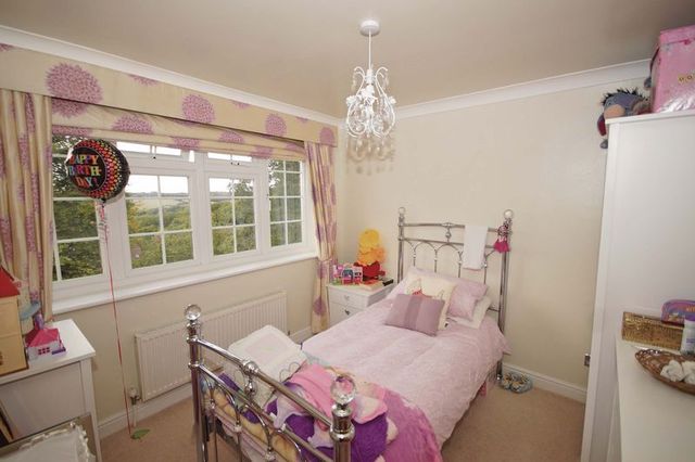  Image of 5 bedroom Detached house for sale in Ridge Way High Wycombe HP13 at Ridge Way  High Wycombe, HP13 5BE