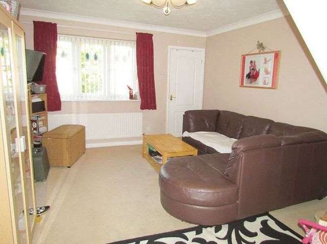 Image of 2 bedroom Semi-Detached house to rent in Riviera Drive Croxteth Liverpool L11 at Riviera Drive  Liverpool, L11 4UR
