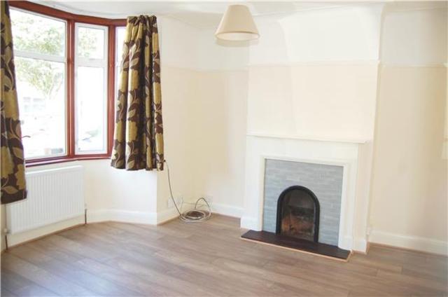  Image of 3 bedroom Semi-Detached house to rent in Kensington Road Romford RM7 at Essex, RM7 9DA