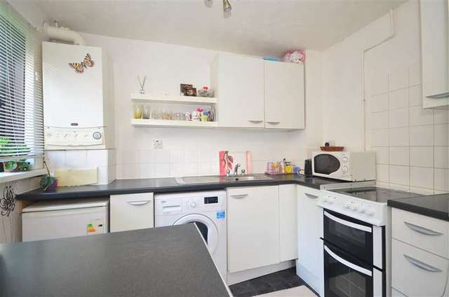  Image of 2 bedroom Detached house for sale in Rook Walk London E6 at Beckton London Beckton, E6 5SR