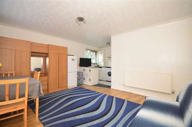  Image of 2 bedroom Detached house for sale in Rook Walk London E6 at Beckton London Beckton, E6 5SR