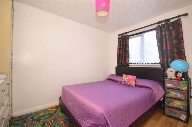  Image of 2 bedroom Detached house for sale in Rook Walk London E6 at Beckton London Beckton, E6 5SR