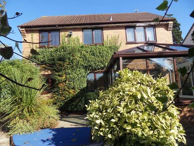  Image of 4 bedroom Detached house to rent in Vaga Crescent Ross-on-Wye HR9 at Vaga Crescent  Ross-On-Wye, HR9 7RQ