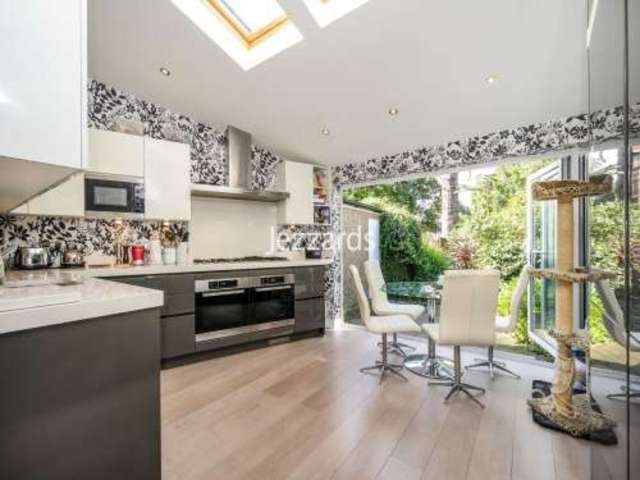  Image of 4 bedroom Detached house for sale in Rydal Gardens Hounslow TW3 at Hounslow, TW3 2JH