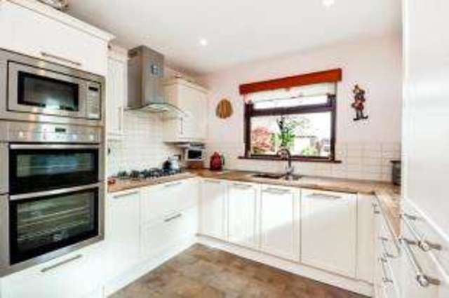  Image of 3 bedroom Bungalow for sale in Rysland Drive Fenwick Kilmarnock KA3 at Fenwick Kilmarnock Fenwick, KA3 6EY