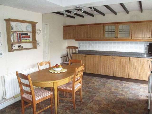  Image of 4 bedroom Detached house for sale in Sanders Close Braunston Daventry NN11 at Sanders Close  Braunston, NN11 7JW