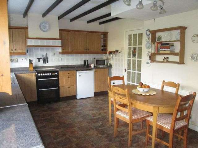  Image of 4 bedroom Detached house for sale in Sanders Close Braunston Daventry NN11 at Sanders Close  Braunston, NN11 7JW