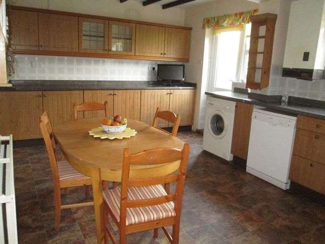  Image of 4 bedroom Detached house for sale in Sanders Close Braunston Daventry NN11 at Sanders Close  Braunston, NN11 7JW