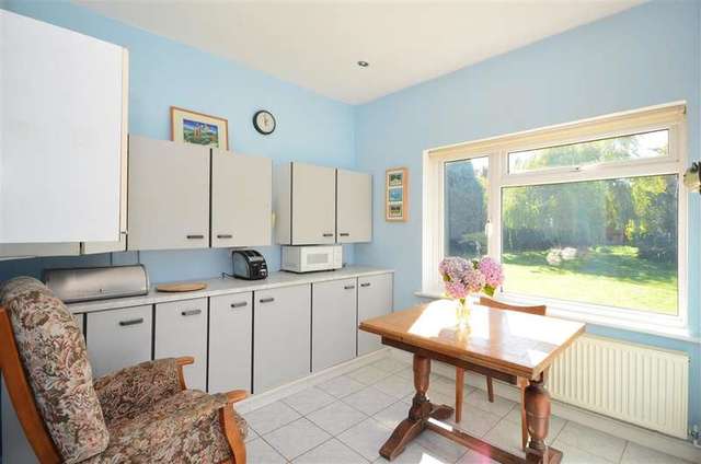  Image of 3 bedroom Bungalow for sale in Sandwich Road Ash Canterbury CT3 at Ash Canterbury Canterbury, CT3 2AH