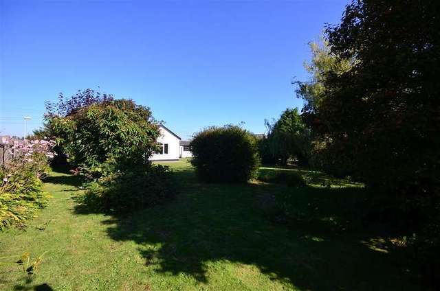  Image of 3 bedroom Bungalow for sale in Sandwich Road Ash Canterbury CT3 at Ash Canterbury Canterbury, CT3 2AH