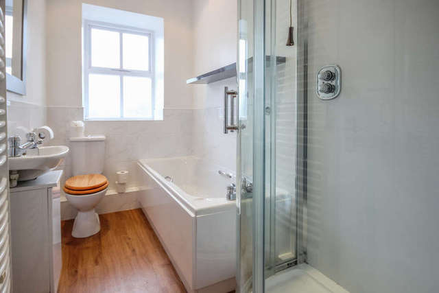  Image of 2 bedroom Flat to rent in Ivy Garth Sedbergh Road Kendal LA9 at Sedbergh Road Kendal Kendal, LA9 6AR