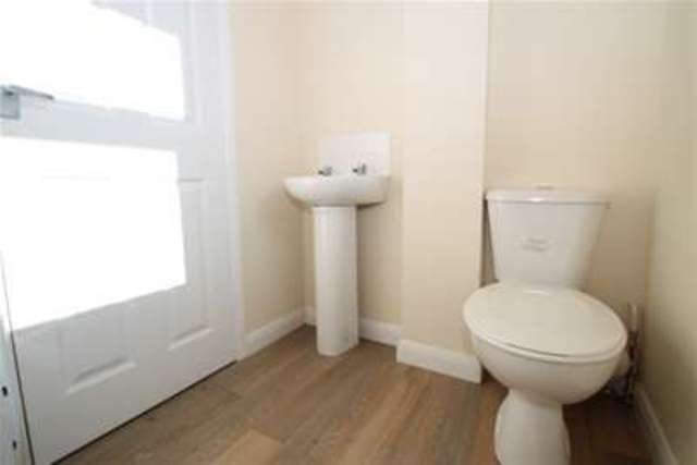  Image of 3 bedroom Detached house to rent in Sedgeway London SE6 at London, SE6 1JR