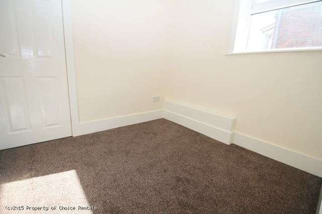  Image of 2 bedroom Flat to rent in Sherbourne Road Blackpool FY1 at Blackpool FY1 2PW Blackpool, FY1 2PW