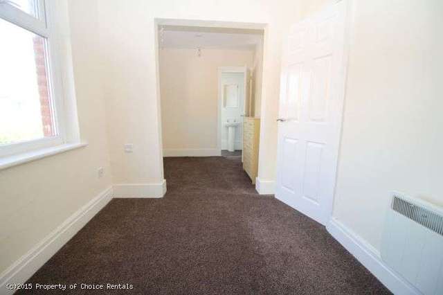  Image of 2 bedroom Flat to rent in Sherbourne Road Blackpool FY1 at Blackpool FY1 2PW Blackpool, FY1 2PW