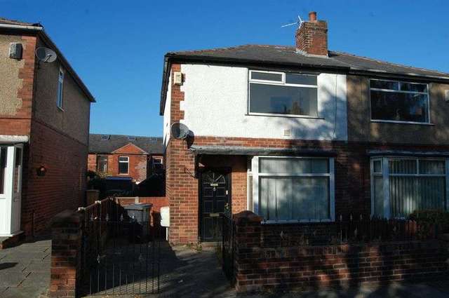  Image of 3 bedroom Semi-Detached house to rent in Smedley Avenue Bolton BL3 at Smedley Avenue  Bolton, BL3 2DP