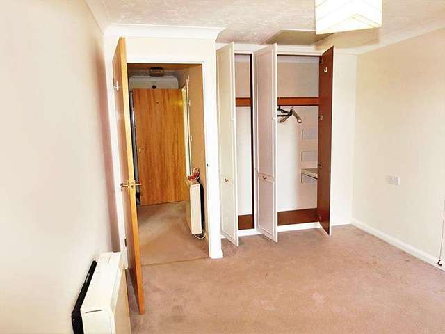  Image of 1 bedroom Retirement Property for sale in Bellbanks Road Hailsham BN27 at Bellbanks Road  Hailsham, BN27 2AT