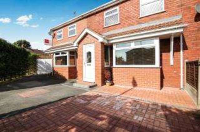  Image of 4 bedroom Semi-Detached house for sale in Southway Ashton-under-Lyne OL7 at Ashton-Under-Lyne Greater Manchester Ashton-under-Lyne, OL7 9QR