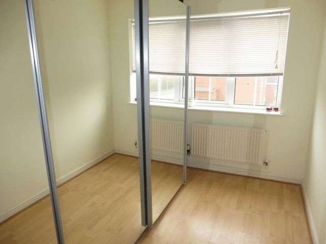  Image of 2 bedroom Terraced house to rent in Speakers Close Tividale Oldbury B69 at Speakers Close Tividale Oldbury, B69 1UX