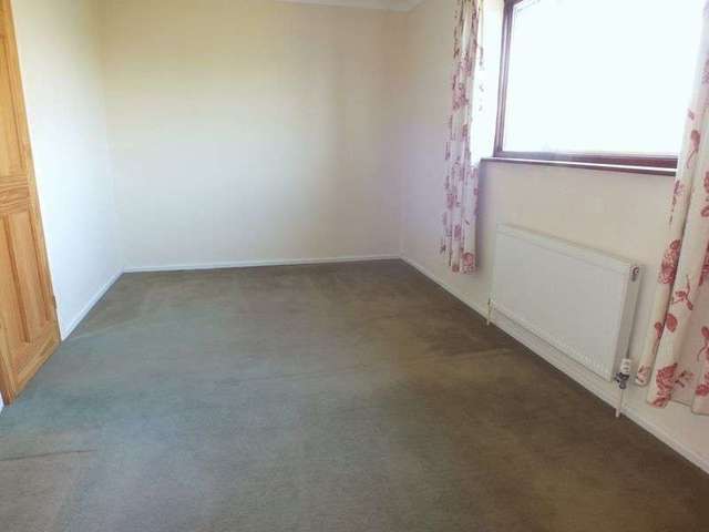  Image of 2 bedroom Semi-Detached house for sale in Spencer Avenue Yarnton Kidlington OX5 at Spencer Avenue Yarnton Kidlington, OX5 1NG