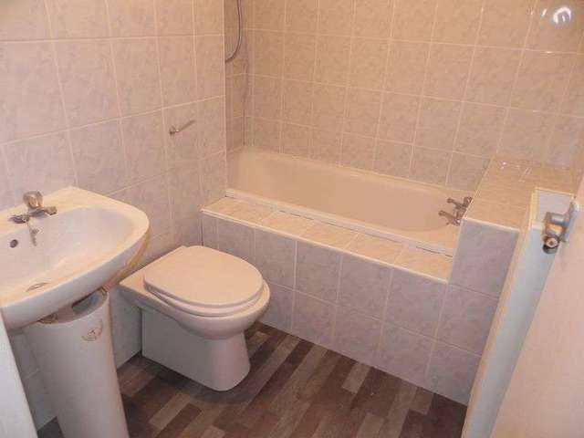  Image of 2 bedroom Terraced house to rent in St. Georges Terrace Kidderminster DY10 at St Georges Terrace  Kidderminster, DY10 1SG
