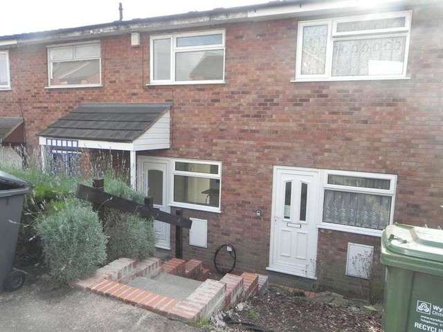  Image of 2 bedroom Terraced house to rent in St. Georges Terrace Kidderminster DY10 at St Georges Terrace  Kidderminster, DY10 1SG