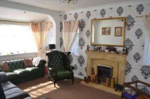  Image of 2 bedroom Bungalow for sale in Point Clear Road St. Osyth Clacton-on-Sea CO16 at St. Osyth Clacton-On-Sea St Osyth, CO16 8JL