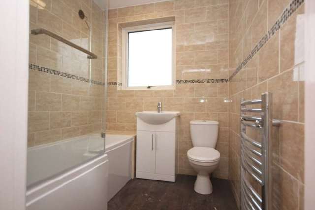  Image of 3 bedroom Semi-Detached house to rent in Stamford Road Audenshaw Manchester M34 at Stamford Road Audenshaw Manchester, M34 5WW