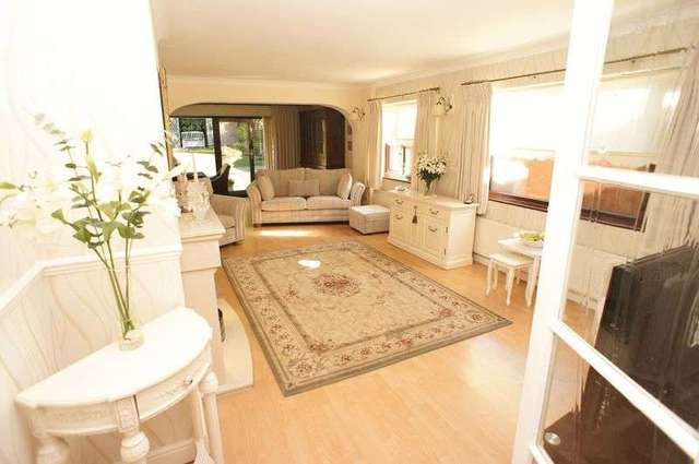 Image of 3 bedroom Detached house for sale in Stanley Road Benfleet SS7 at Stanley Road  Benfleet, SS7 3HN