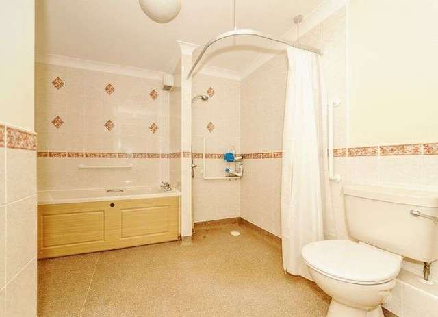  Image of 1 bedroom Flat for sale in Stanley Road Folkestone CT19 at Stanley Road Cheriton Folkestone, CT19 4RL