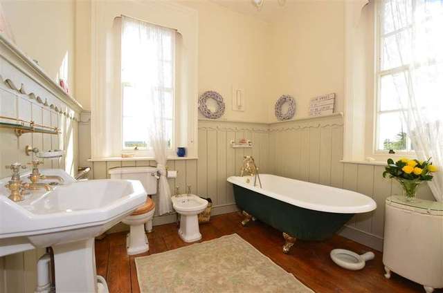  Image of 6 bedroom Semi-Detached house for sale in Starrock Lane Chipstead Coulsdon CR5 at Chipstead Coulsdon Chipstead, CR5 3QB