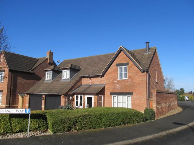  Image of 4 bedroom Detached house for sale in Stephenson Way Honeybourne Evesham WR11 at Stephenson Way Honeybourne Evesham, WR11 7GH