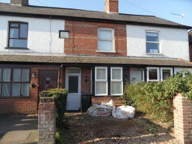  Image of 2 bedroom Terraced house for sale in Wycombe Road Stokenchurch High Wycombe HP14 at Wycombe Road  Stokenchurch, HP14 3RJ