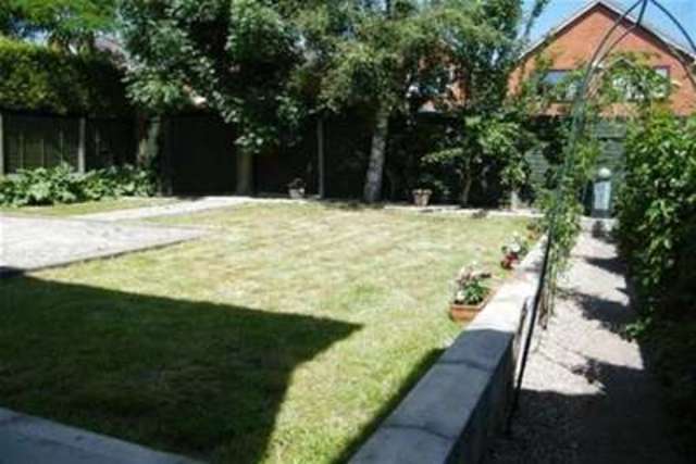  Image of 4 bedroom Detached house to rent in Stoney Lea Road Cannock WS11 at Cannock, WS11 6LE