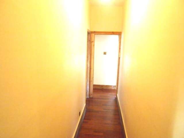  Image of 2 bedroom Flat to rent in Gleneagle Road London SW16 at Gleneagle Road Streatham London, SW16 6BA