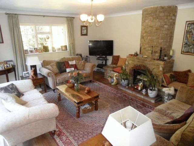  Image of 4 bedroom Detached house for sale in Old Dashwood Hill Studley Green High Wycombe HP14 at Old Dashwood Hill  Studley Green, HP14 3XD