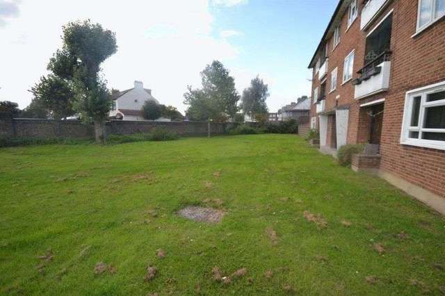  Image of 2 bedroom Flat for sale in Suffolk Road Ilford IG3 at Suffolk Road  Ilford, IG3 8JH