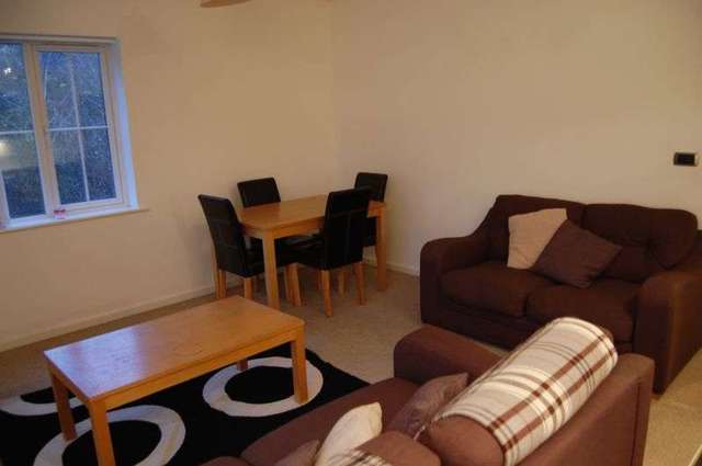  Image of 2 bedroom Flat to rent in Sydney Barnes Close Rochdale OL11 at Sydney Barnes Close  Rochdale, OL11 3DA