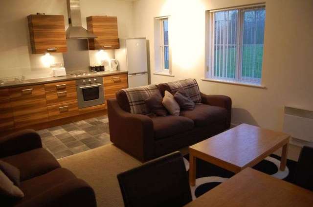  Image of 2 bedroom Flat to rent in Sydney Barnes Close Rochdale OL11 at Sydney Barnes Close  Rochdale, OL11 3DA