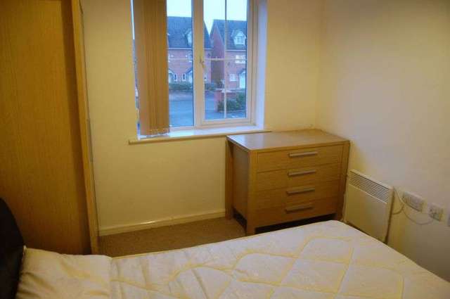  Image of 2 bedroom Flat to rent in Sydney Barnes Close Rochdale OL11 at Sydney Barnes Close  Rochdale, OL11 3DA