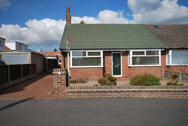  Image of 2 bedroom Detached house to rent in Tarnbrick Avenue Freckleton Preston PR4 at Tarnbrick Avenue Freckleton Preston, PR4 1PN