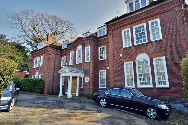  Image of 2 bedroom Detached house to rent in Templewood Avenue London NW3 at Templewood Avenue Hampstead London, NW3 7XA