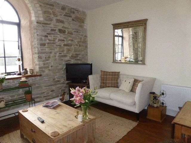  Image of 2 bedroom Flat to rent in Great Western Village Lostwithiel PL22 at Lostwithiel, PL22 0EN