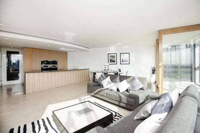  Image of 2 bedroom Flat to rent in St. George Wharf London SW8 at Vauxhall London Vauxhall, SW8 2DU