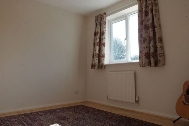  Image of 3 bedroom Semi-Detached house for sale in Thomas Road Whitwick Coalville LE67 at Thomas Road Whitwick Coalville, LE67 5FY