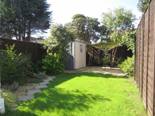 Image of 3 bedroom Semi-Detached house to rent in Bucklers Way Bournemouth BH8 at Bucklers Way Throop Bournemouth, BH8 0EW